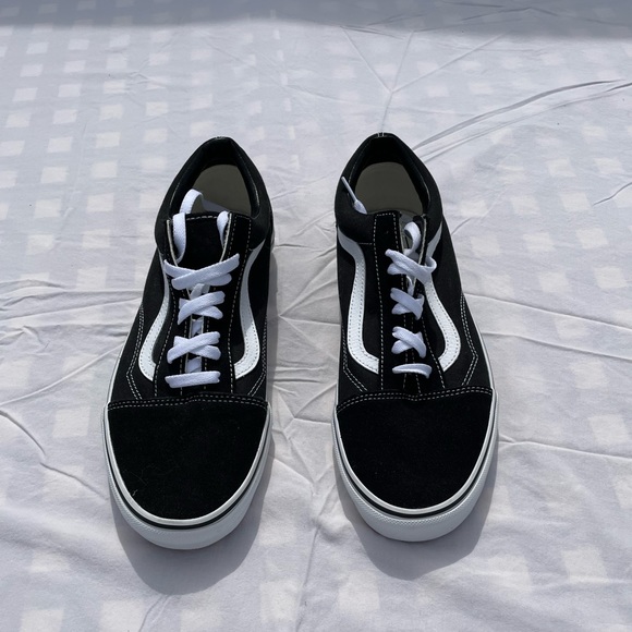 black vans size 15